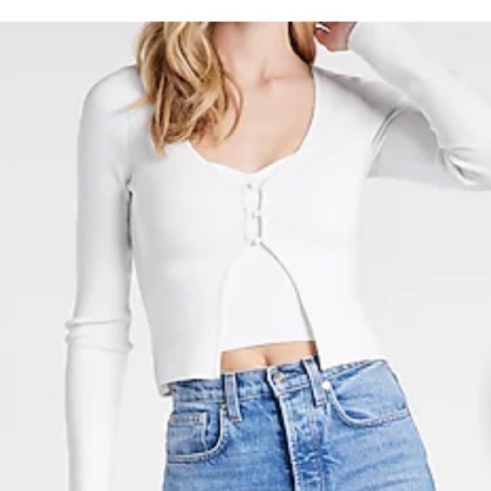 Express body contour button front cardigan